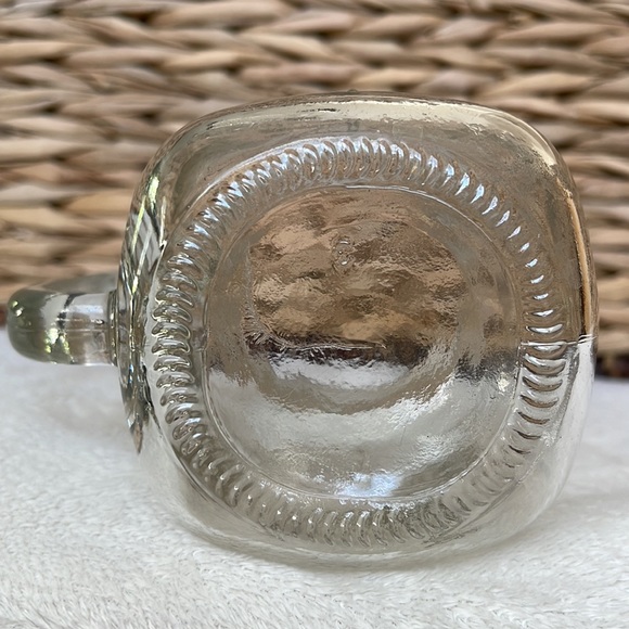 Drinking Mason Jar With Handle & Measurements Markers Holds 15 ounces - Picture 7 of 8